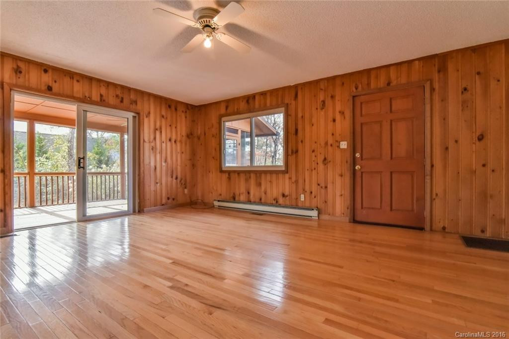 121 Craggy Street - Photo 5