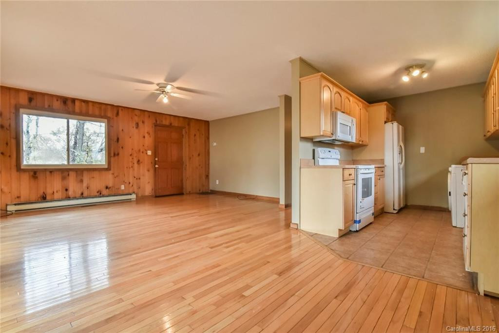 121 Craggy Street - Photo 9