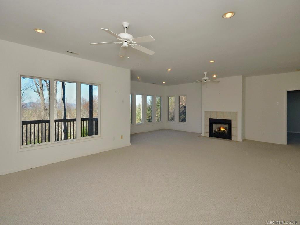 400 Claremont Drive - Photo 19