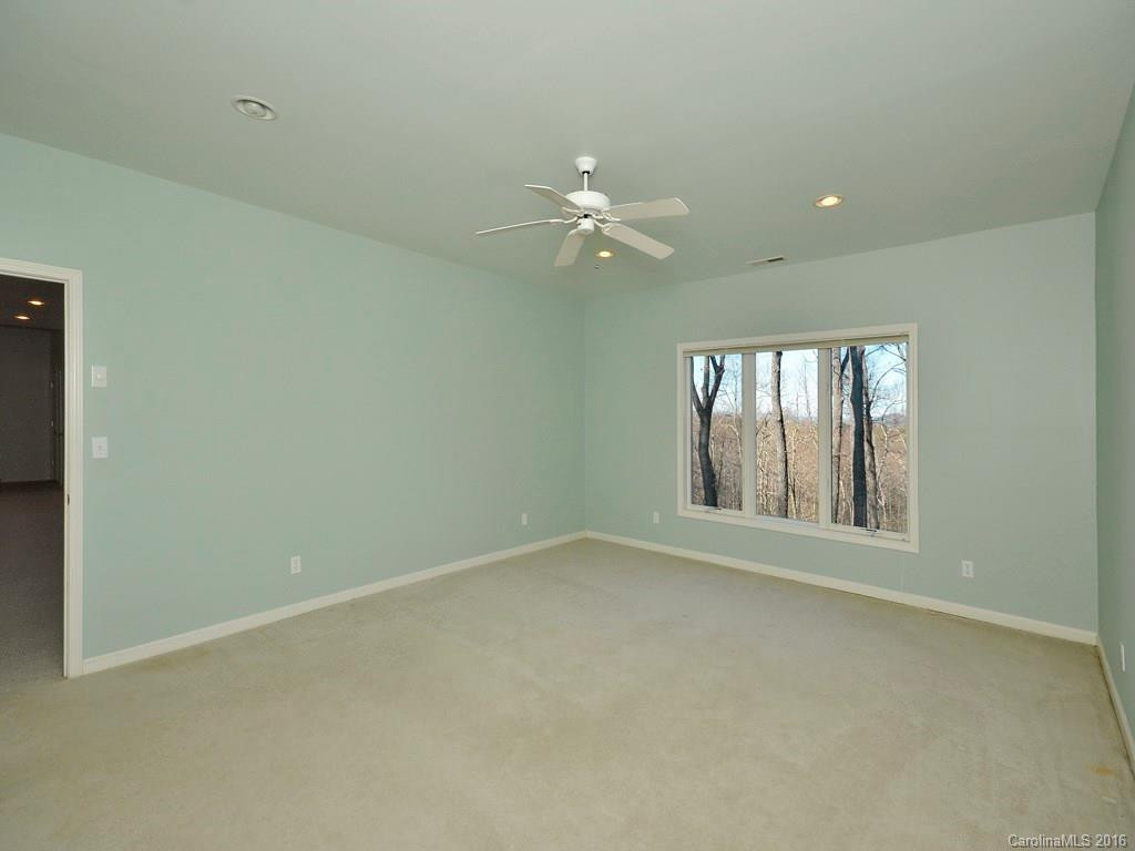 400 Claremont Drive - Photo 20