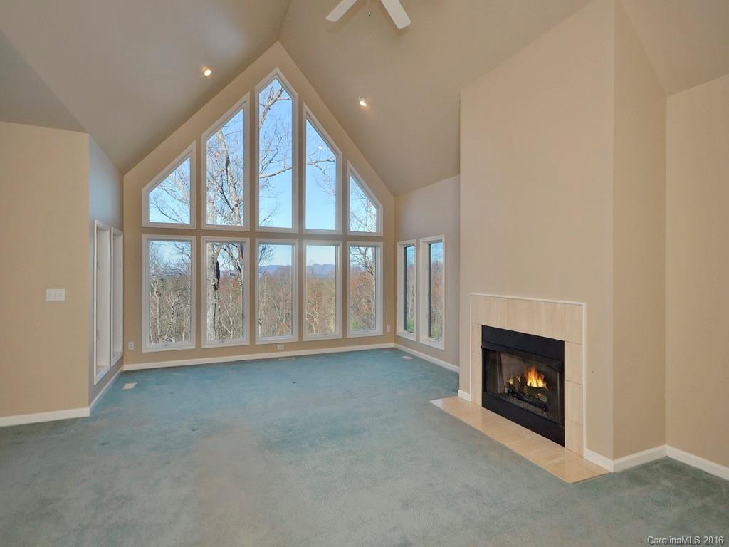 400 Claremont Drive - Photo 5