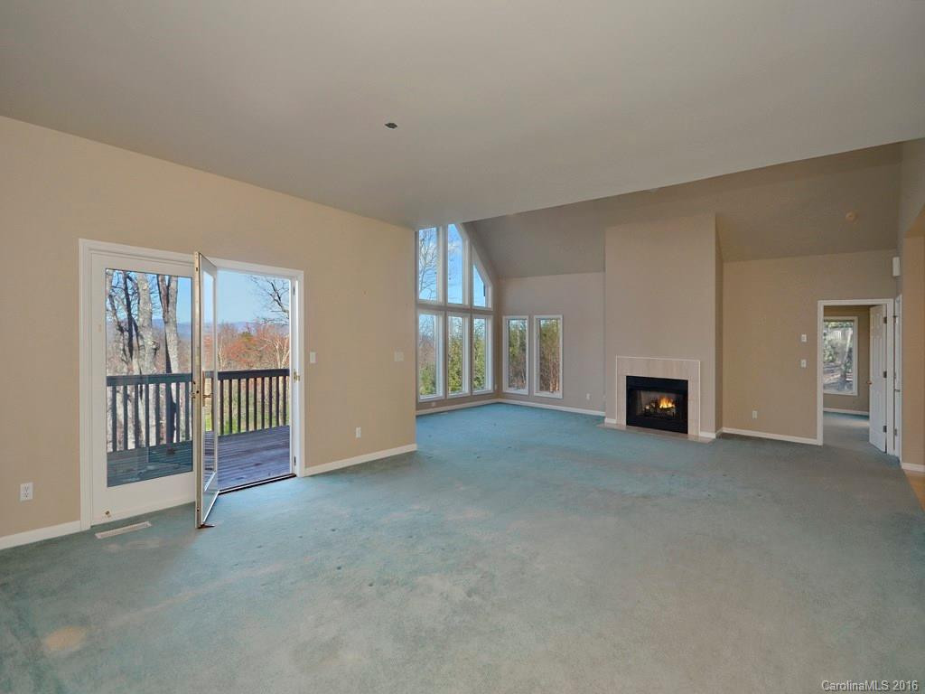 400 Claremont Drive - Photo 6