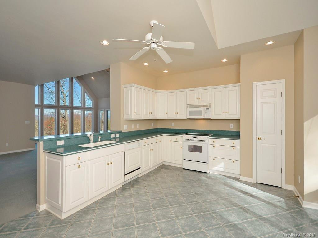 400 Claremont Drive - Photo 9