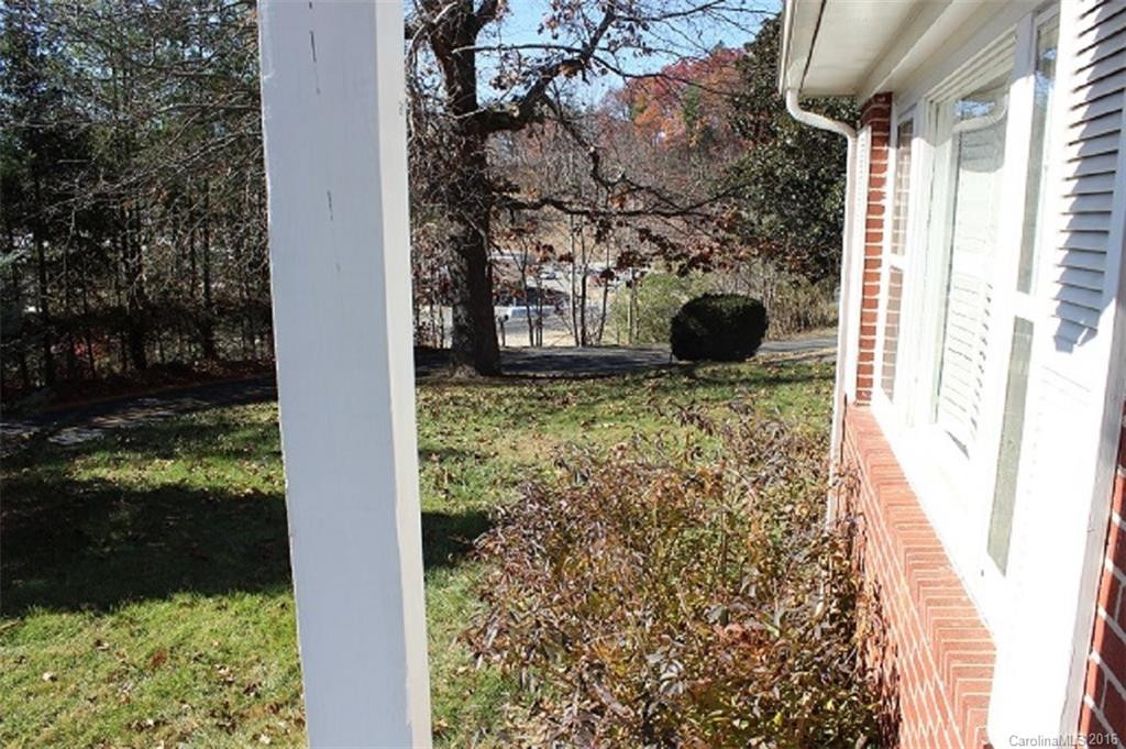 55 Mill Springs Road - Photo 12
