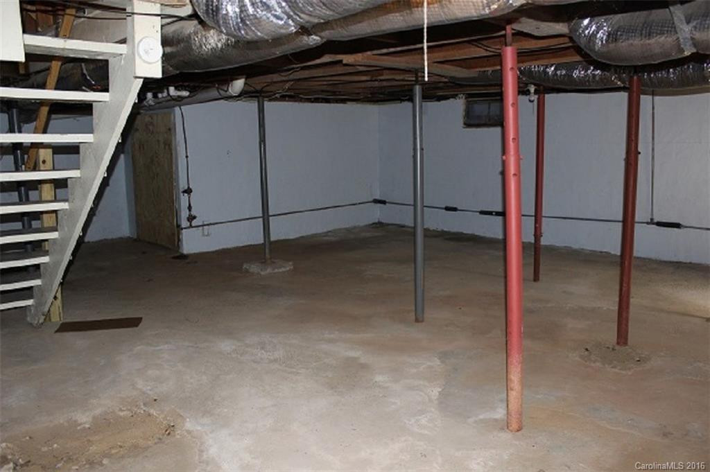 55 Mill Springs Road - Photo 24