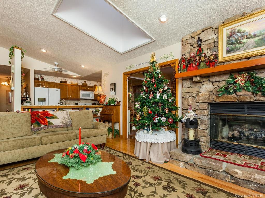 229 Pine Cove Lane - Photo 4