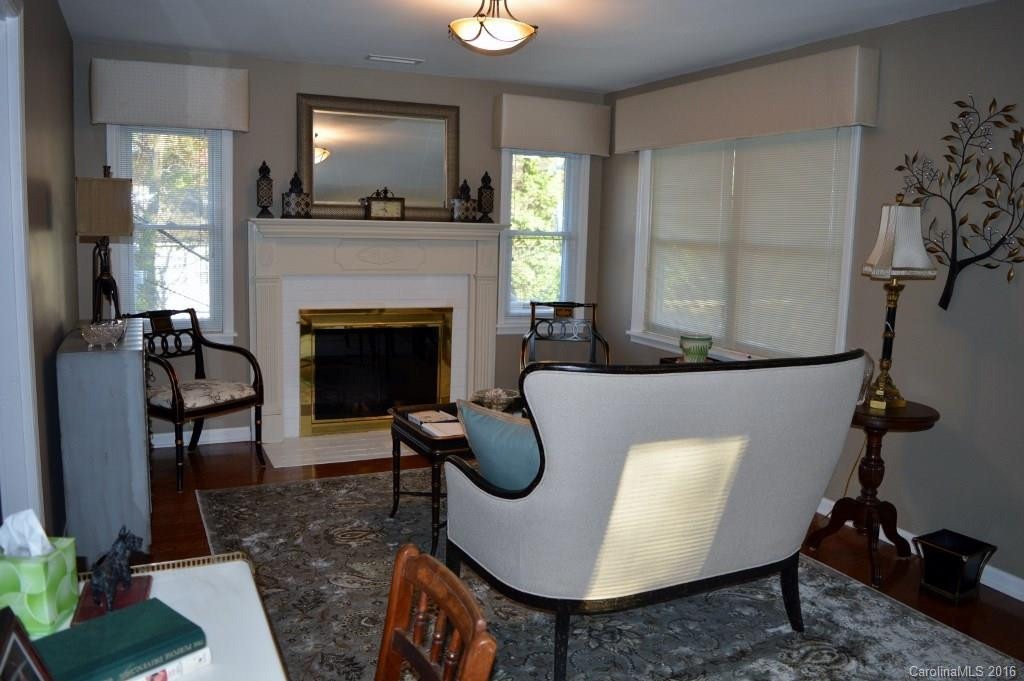 182 Lyncourt Drive - Photo 2