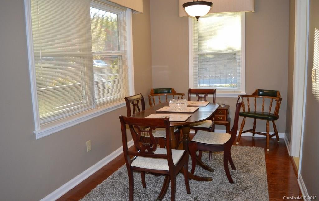 182 Lyncourt Drive - Photo 4