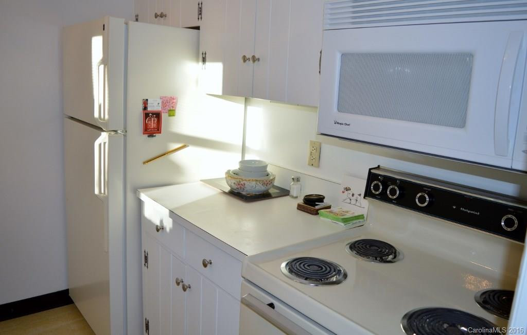 182 Lyncourt Drive - Photo 6