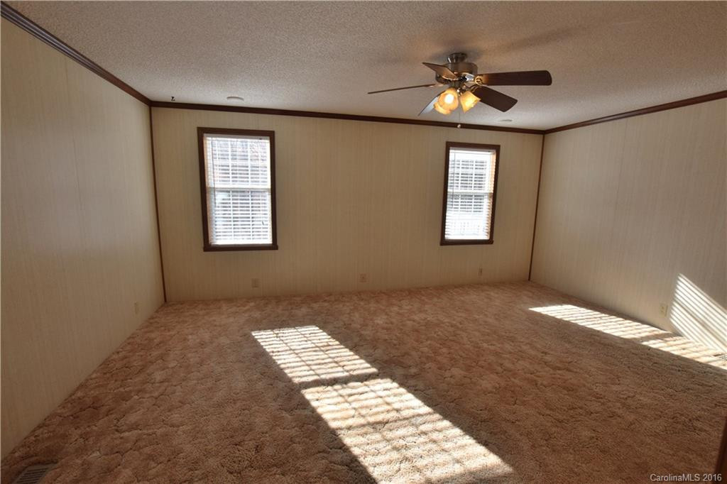 1 Maple Drive - Photo 5