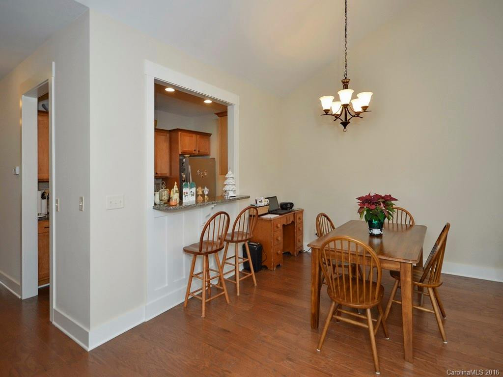 42 Fox Briar Drive #20 - Photo 5