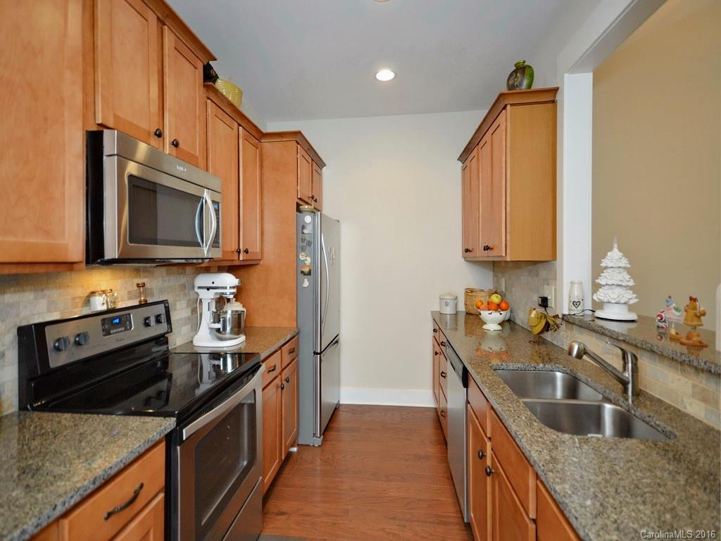 42 Fox Briar Drive #20 - Photo 6