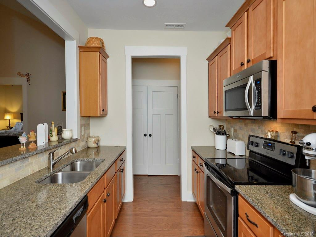 42 Fox Briar Drive #20 - Photo 7
