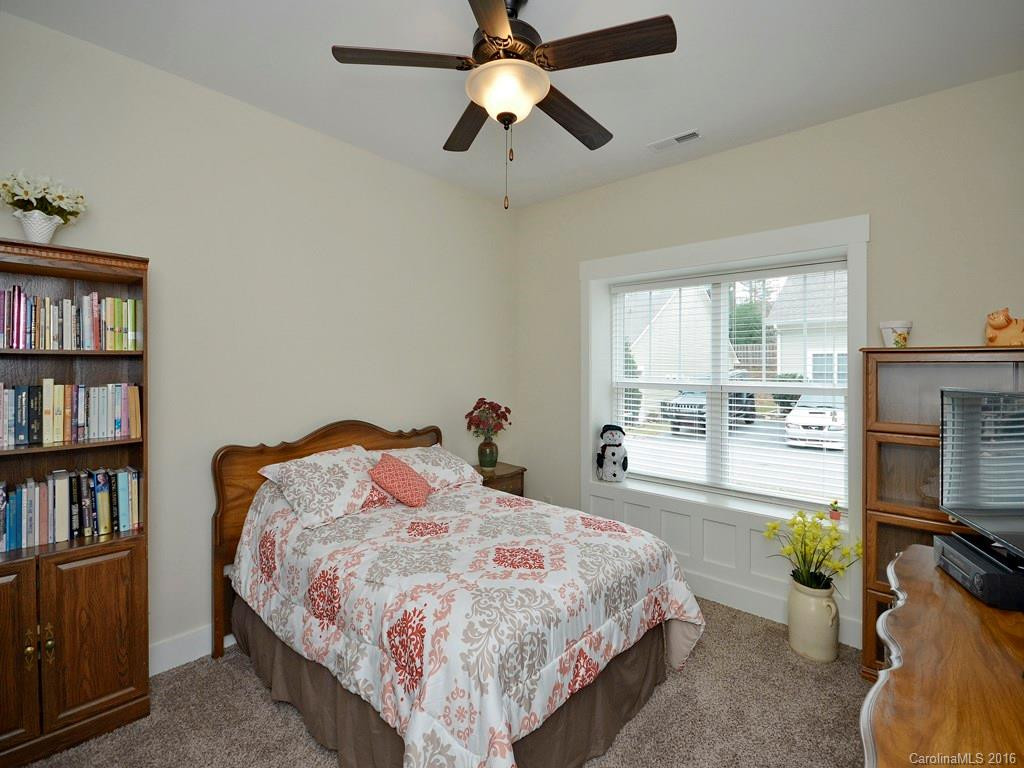 42 Fox Briar Drive #20 - Photo 10