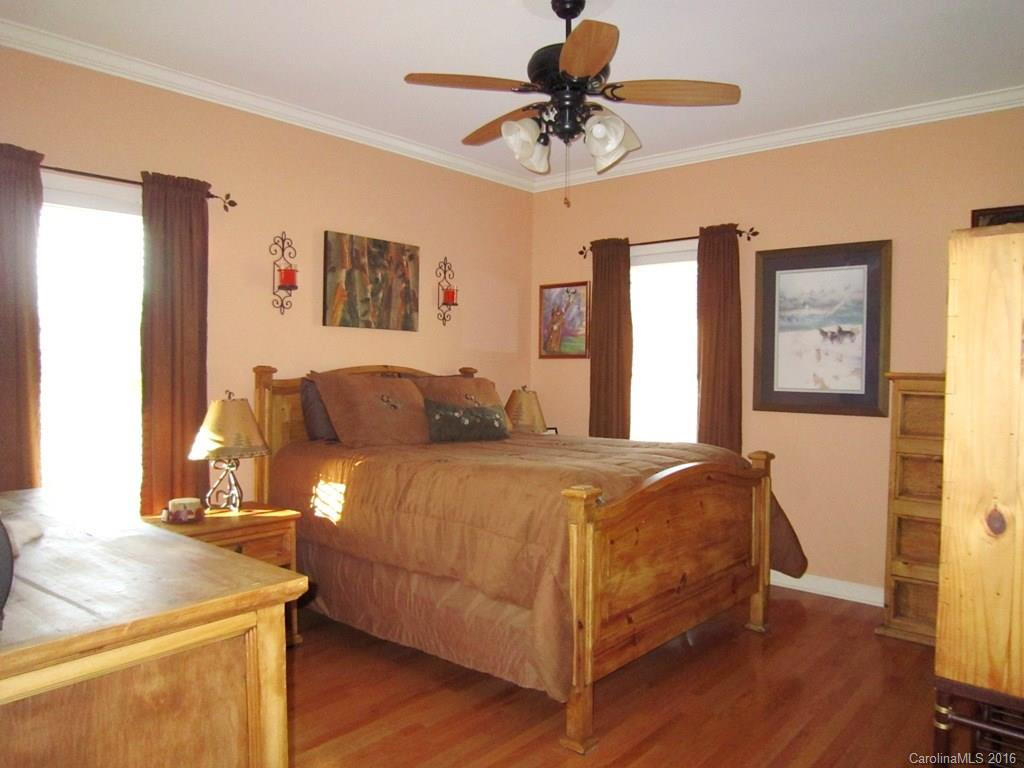 18 Wesley Drive - Photo 9