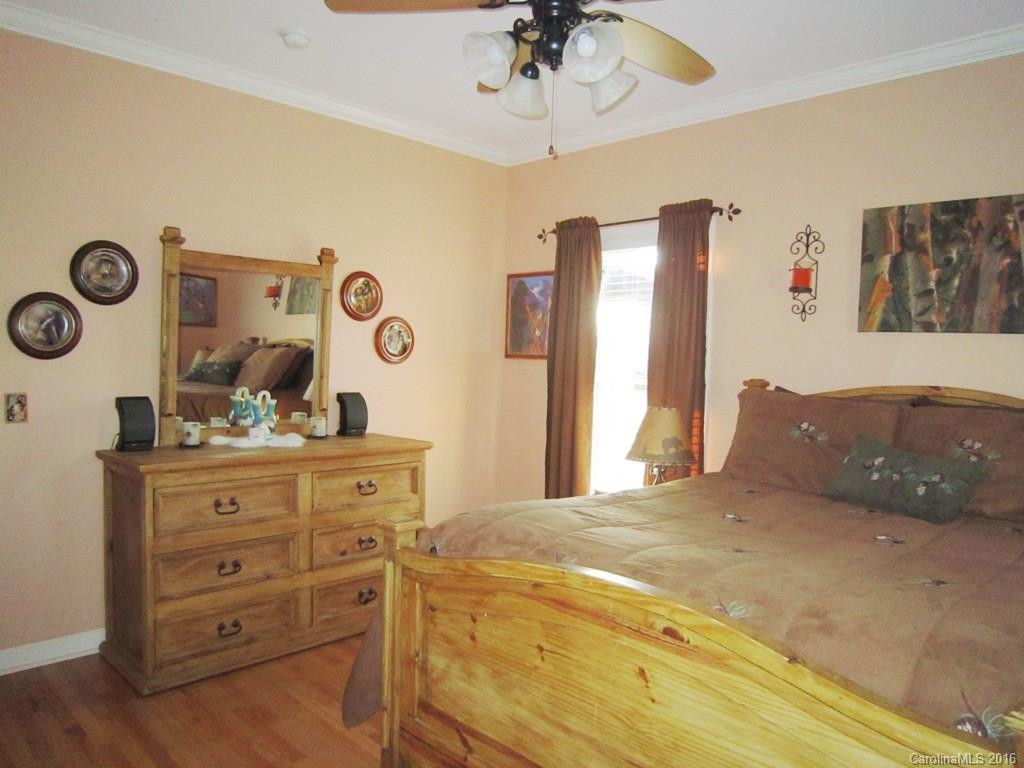 18 Wesley Drive - Photo 10