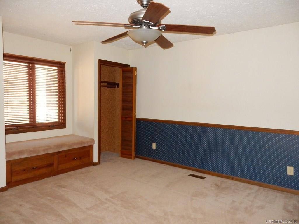 114 Ballantree Drive - Photo 10