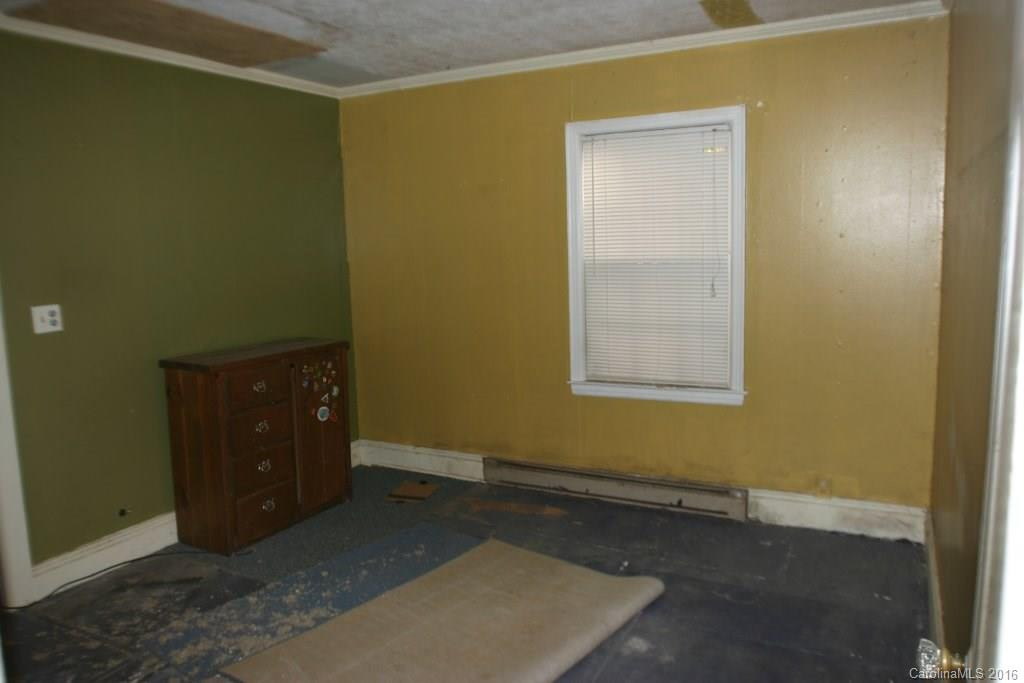 3152 Memorial Highway - Photo 6
