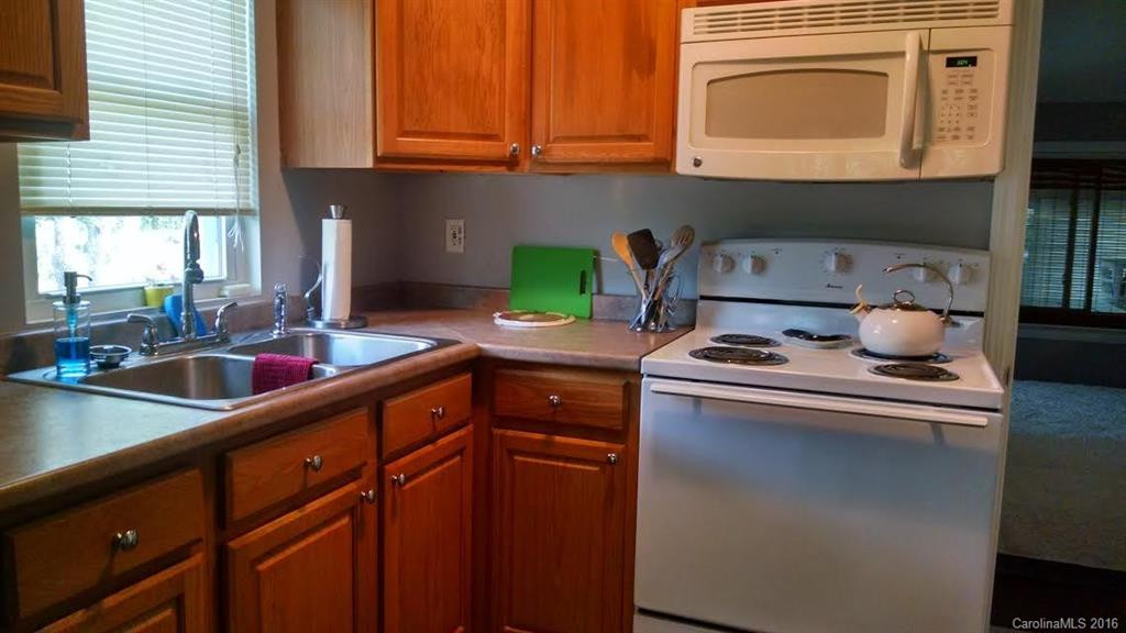 3108 Chimney Rock Road - Photo 3
