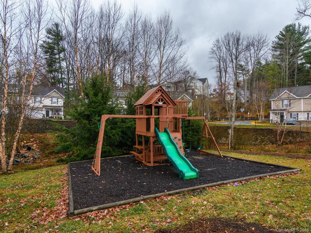 96 Torrington Avenue - Photo 23