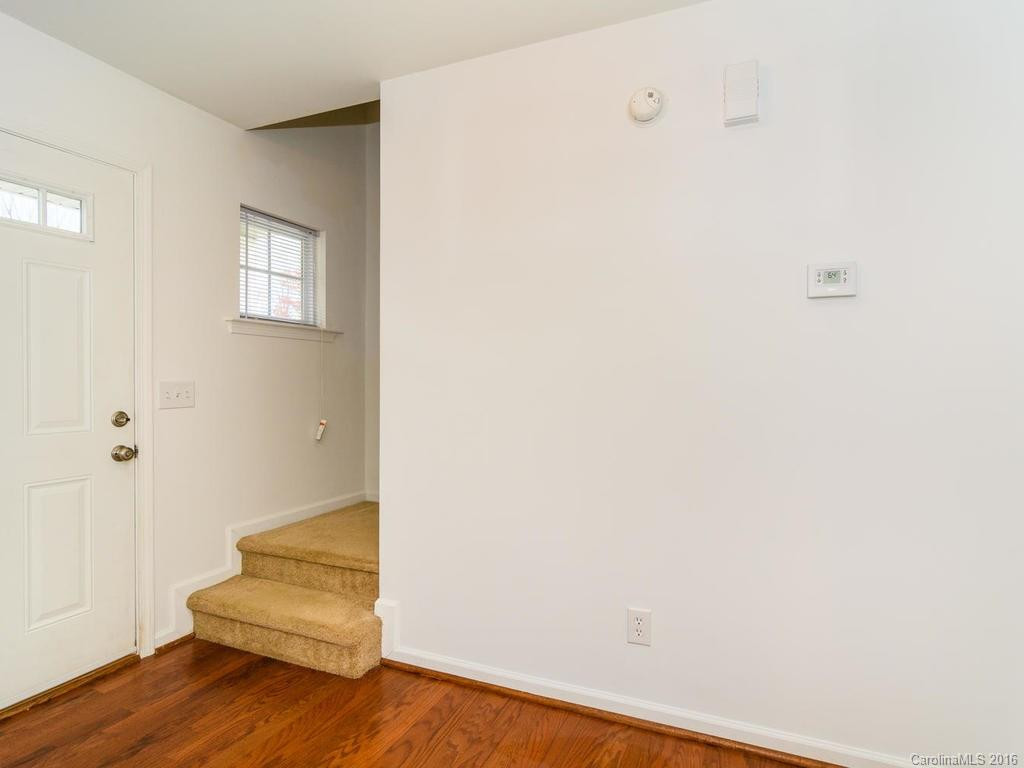 96 Torrington Avenue - Photo 8