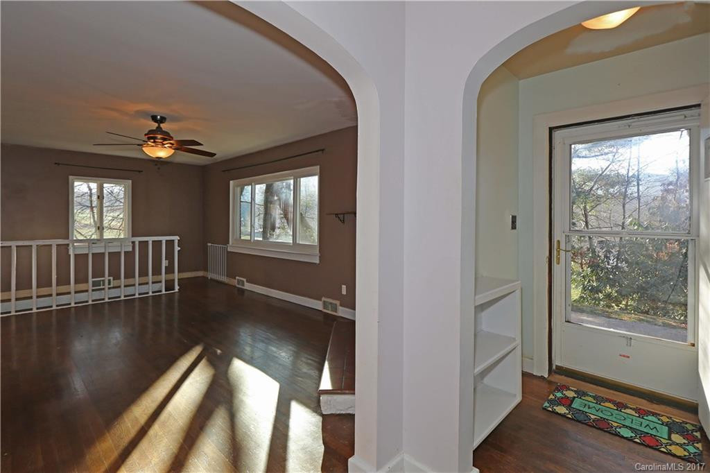 180 Blanton Drive - Photo 6