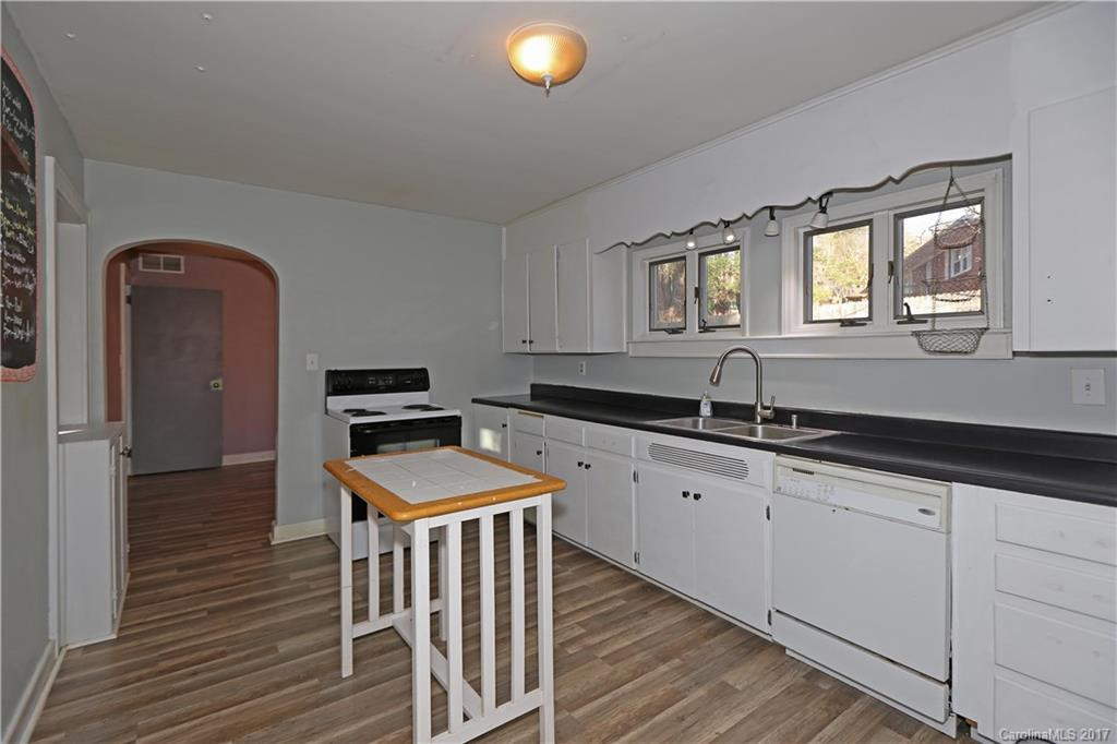 180 Blanton Drive - Photo 8