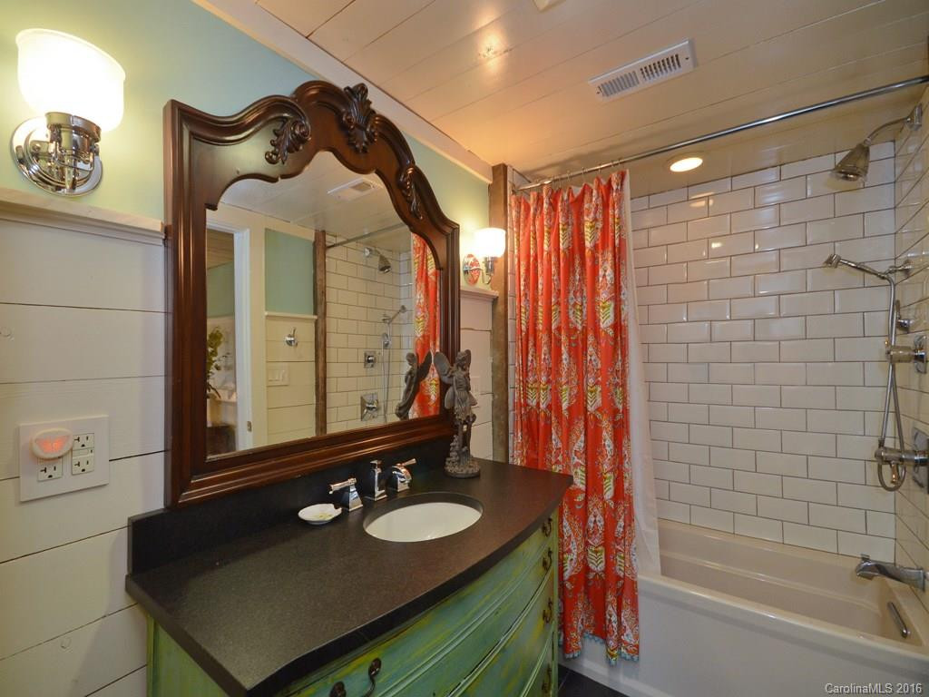 30 York Drive - Photo 17