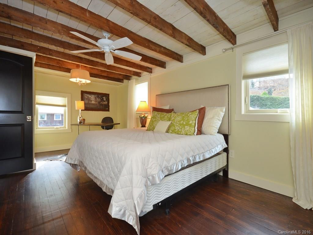 30 York Drive - Photo 19