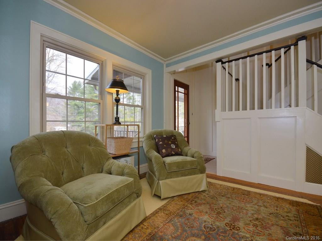30 York Drive - Photo 4