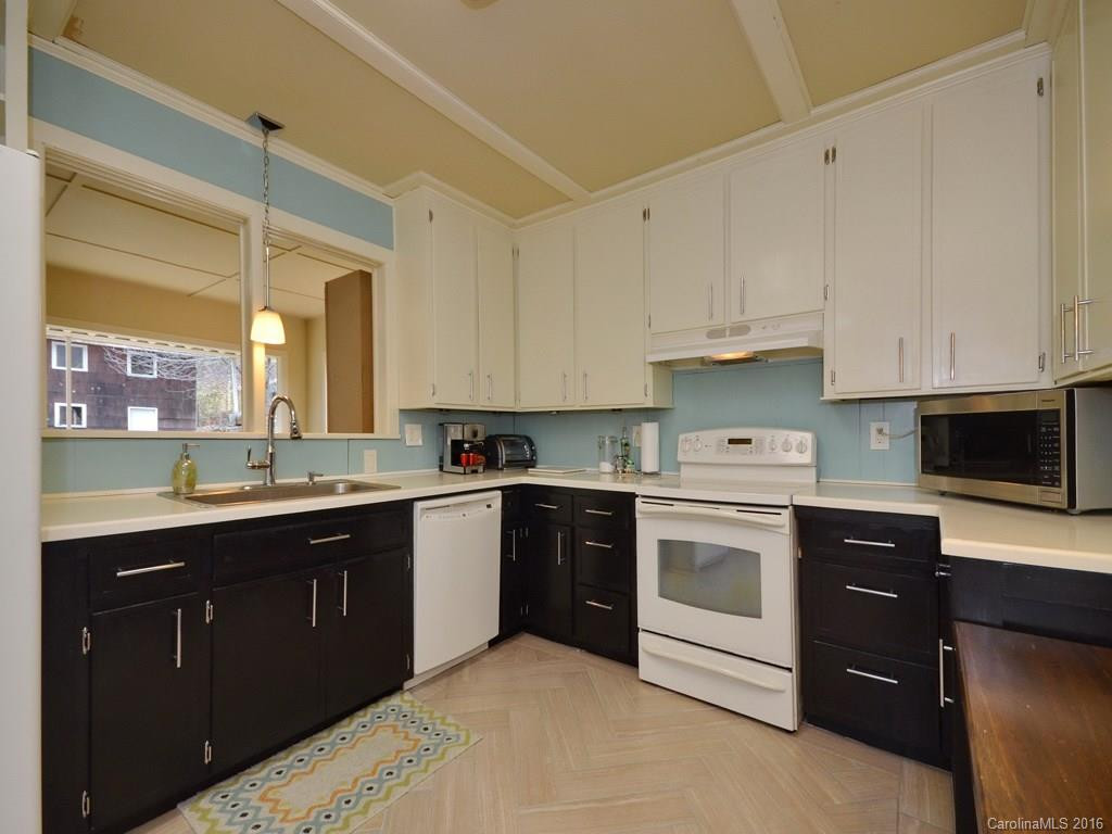 30 York Drive - Photo 7