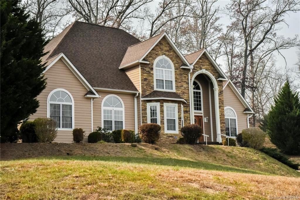 19 Mountain Shadows Drive
