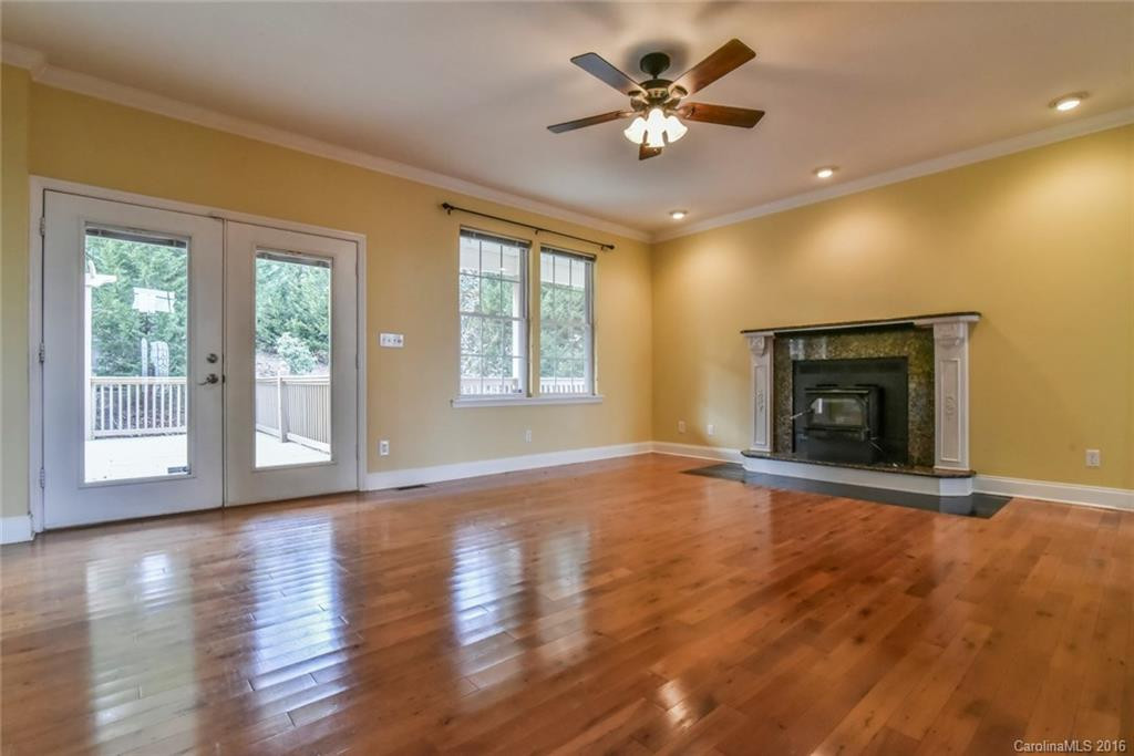 19 Mountain Shadows Drive - Photo 7