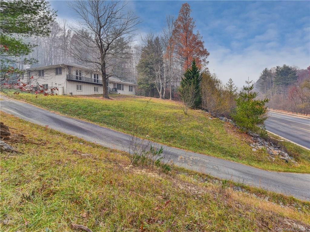 745 Charlotte Highway