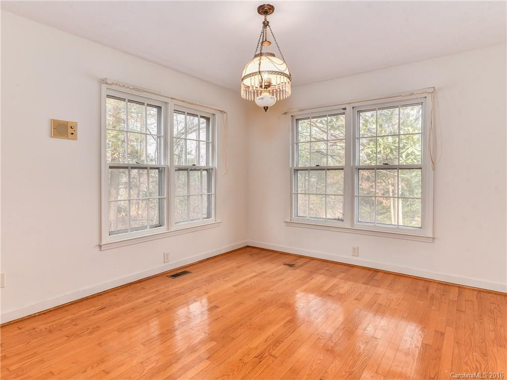 745 Charlotte Highway - Photo 12