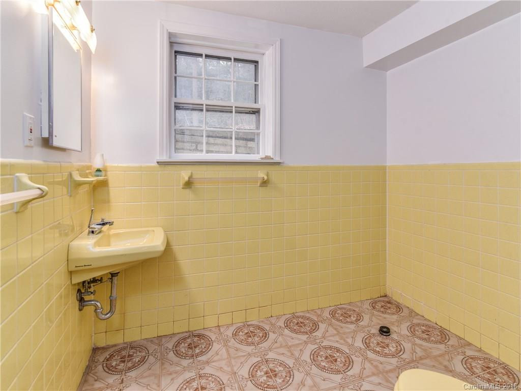 745 Charlotte Highway - Photo 23
