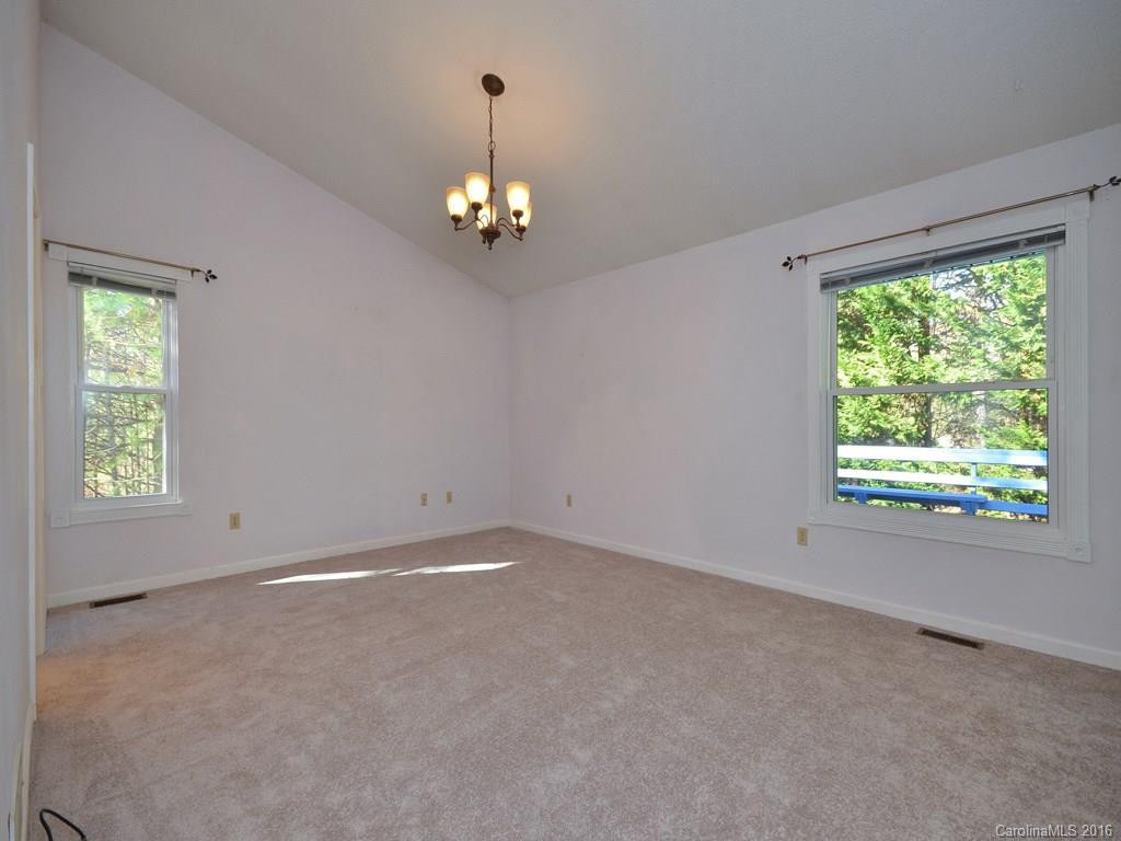 2 Tarragon Place #31 - Photo 12