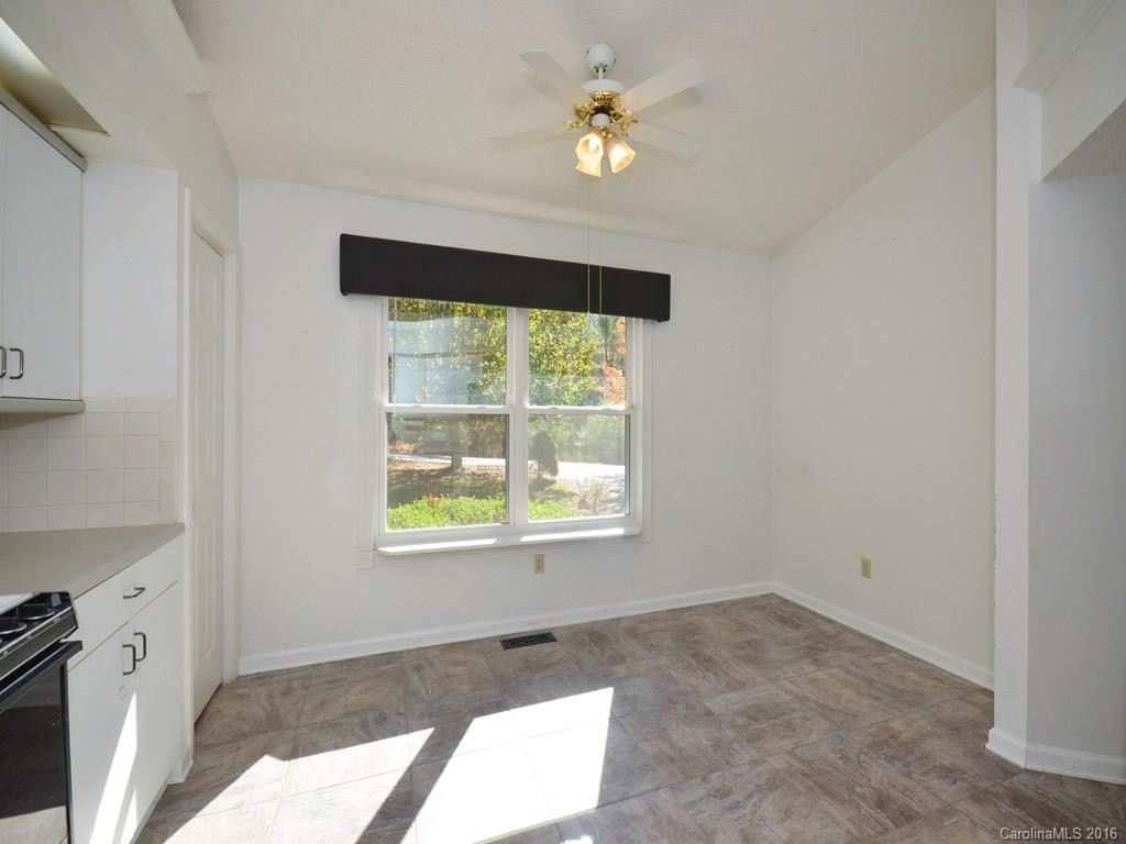 2 Tarragon Place #31 - Photo 10