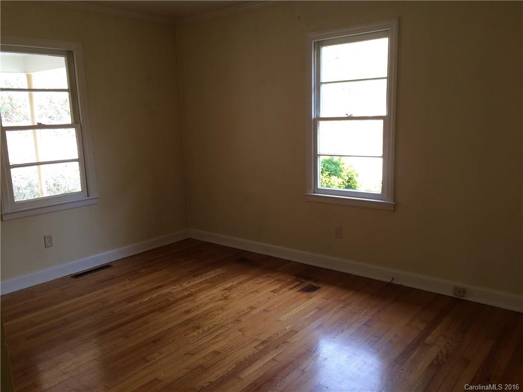 370 Sharon Road - Photo 13