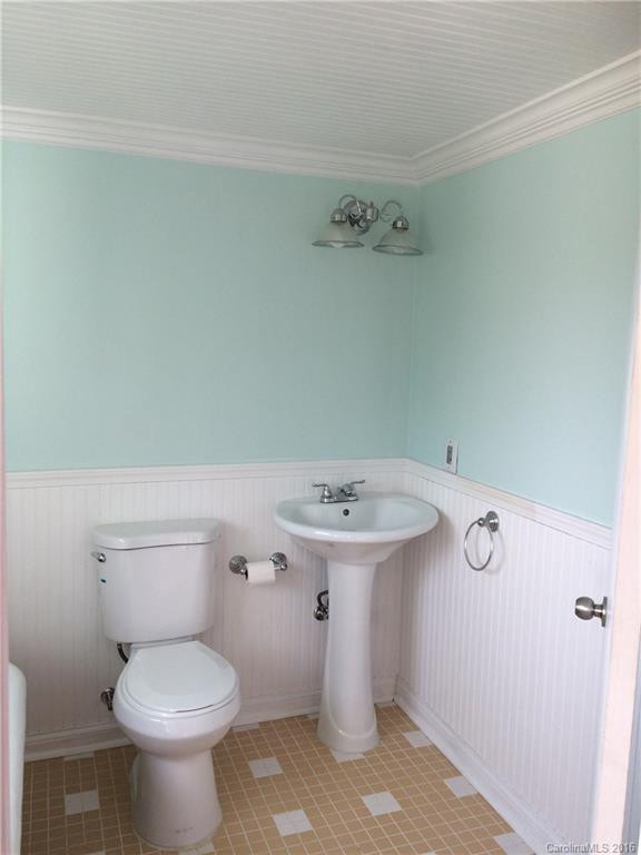 370 Sharon Road - Photo 19