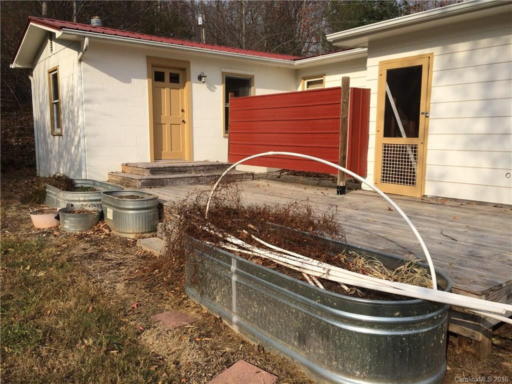 370 Sharon Road - Photo 5