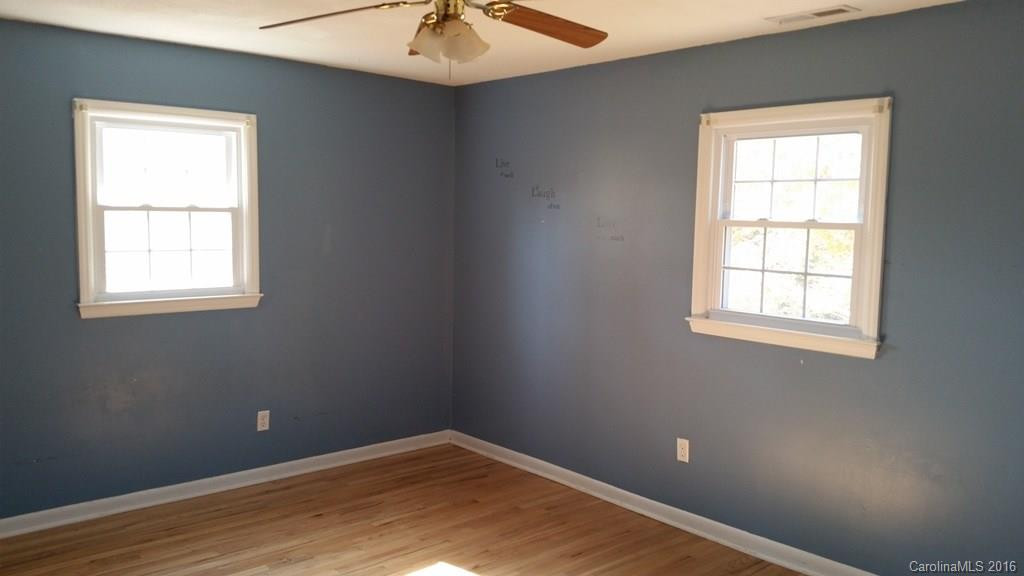 108 Stewart Street - Photo 8