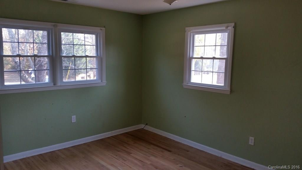 108 Stewart Street - Photo 9