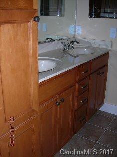 6 Craftsman Circle - Photo 2