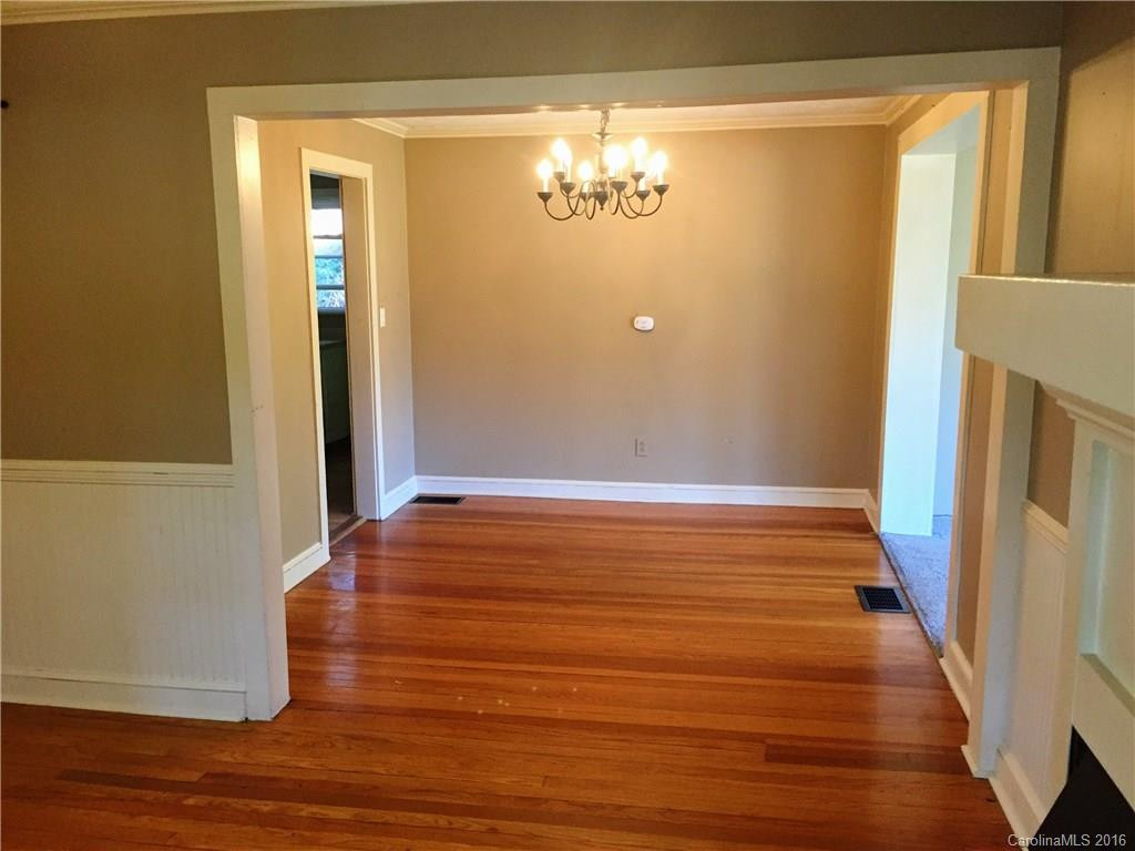 2691 Smokey Park Highway - Photo 2