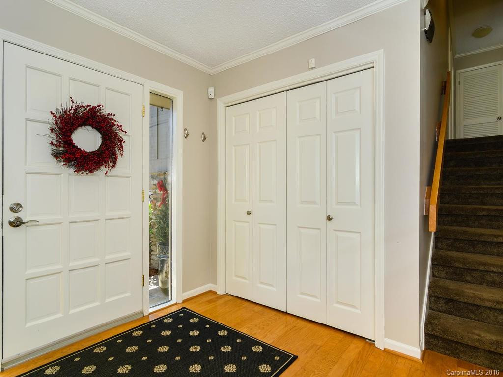 7 Gardenwood Lane - Photo 4