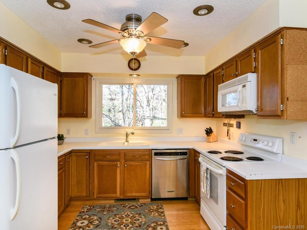 7 Gardenwood Lane - Photo 8