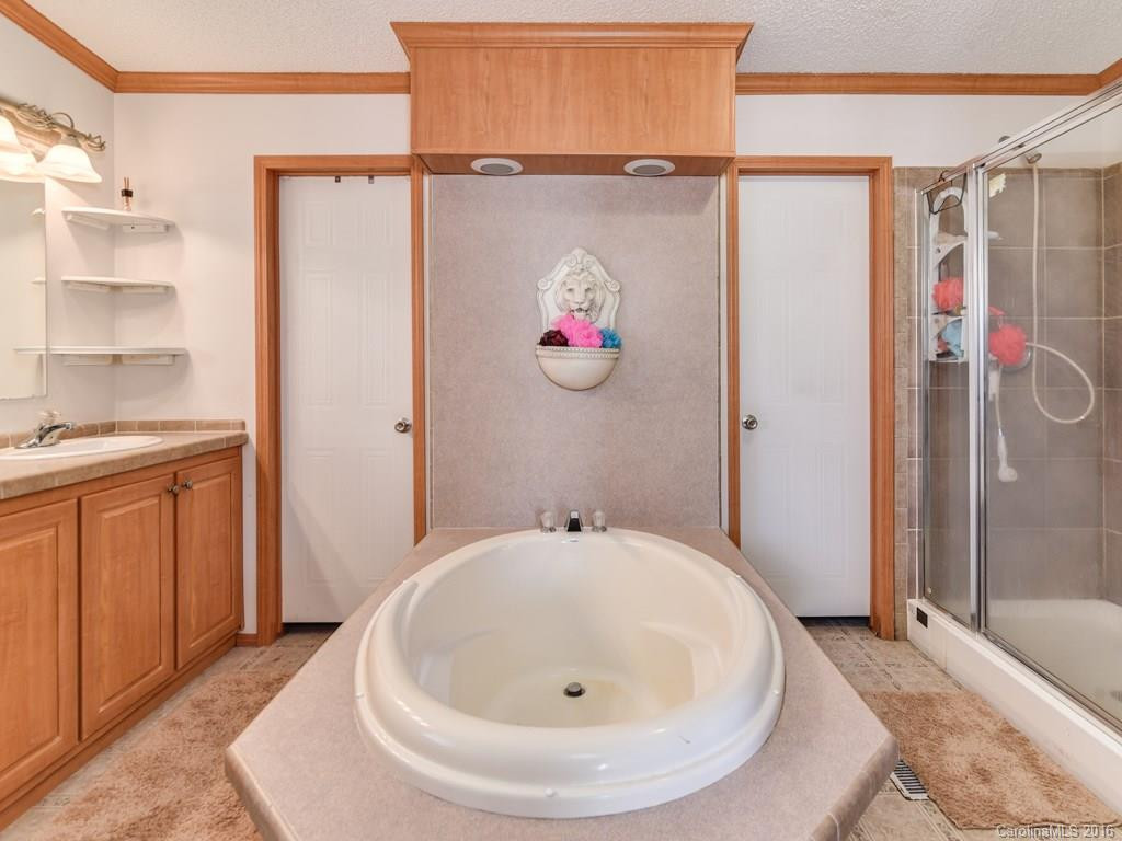 324 Justice Ridge Road - Photo 11