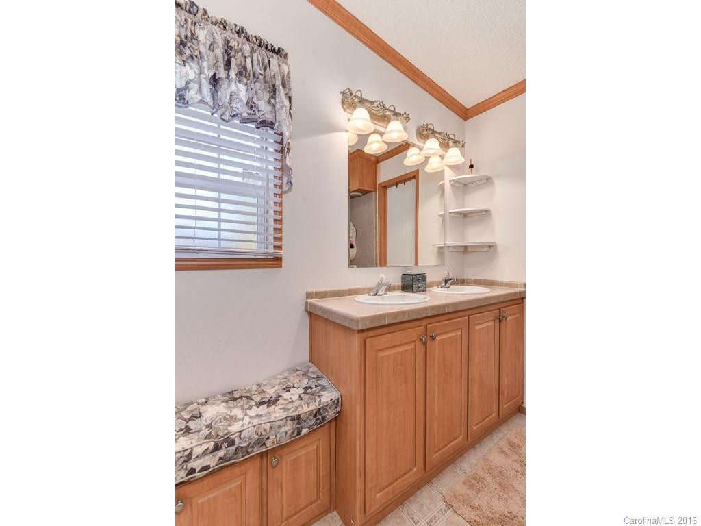 324 Justice Ridge Road - Photo 12