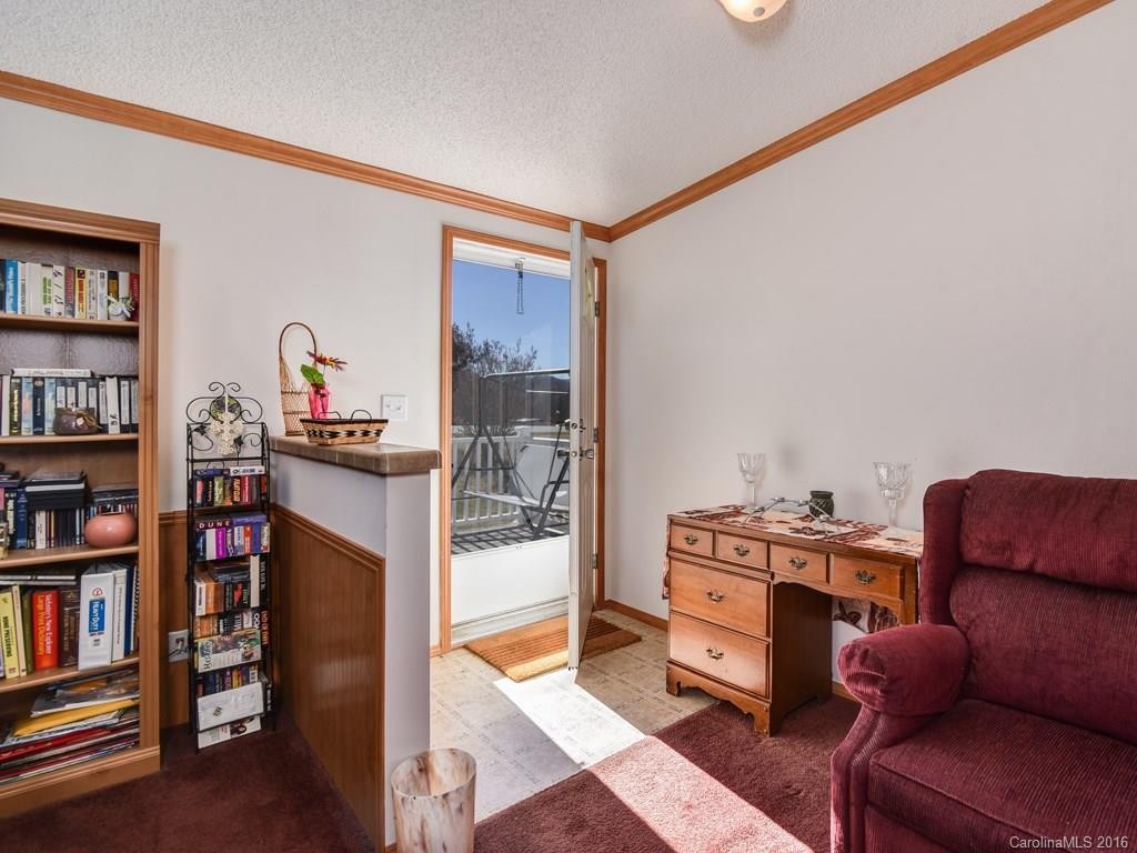 324 Justice Ridge Road - Photo 3